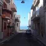 Del Lungomare Bed & Breakfast