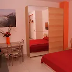 Del Lungomare Bed & Breakfast 3*