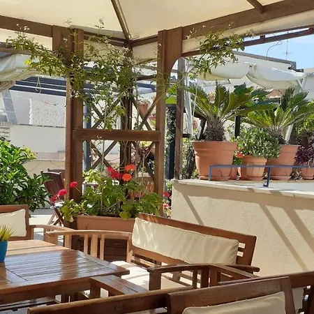 Frühstückspension Del Lungomare 3*