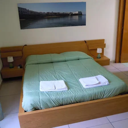 Del Lungomare 3* 加利波利