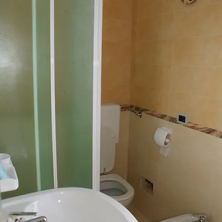 Del Lungomare 3* 加利波利