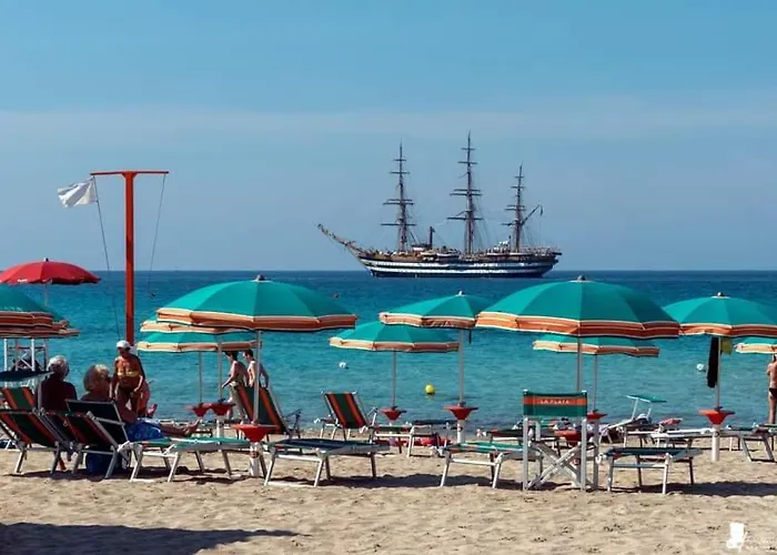 Del Lungomare فندق مبيت وإفطار 3*