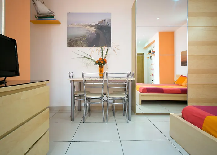 فندق مبيت وإفطار Del Lungomare