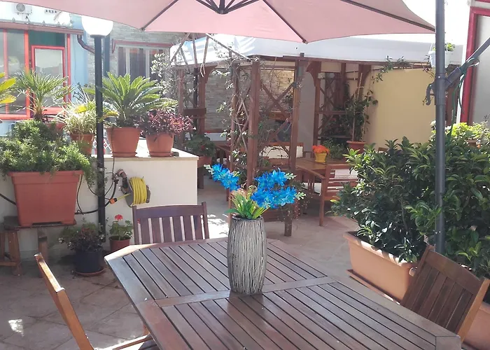 فندق مبيت وإفطار Del Lungomare غالّيبولي