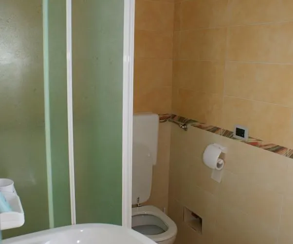 Del Lungomare 3* غالّيبولي